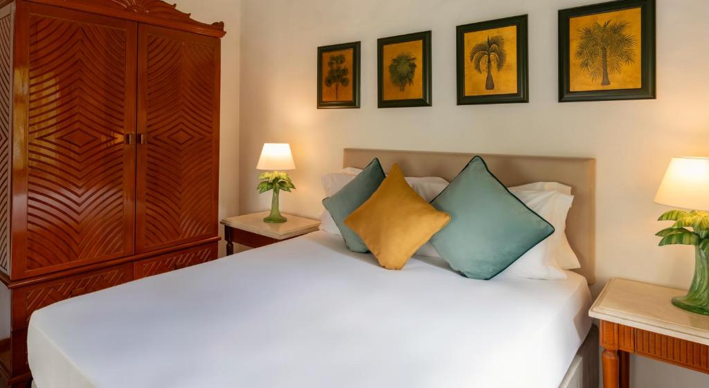 Deluxe Double Room at Eden's Holiday Villas